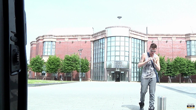 Lust for boys: Draguer, baiser et abandonné