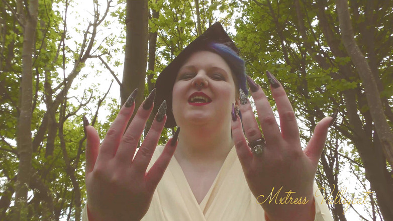 Mxtress Valleycat: Sanguine obryně dlouhé nehty