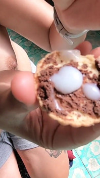 Sucking cock with cum on cookie ending. Cum eating