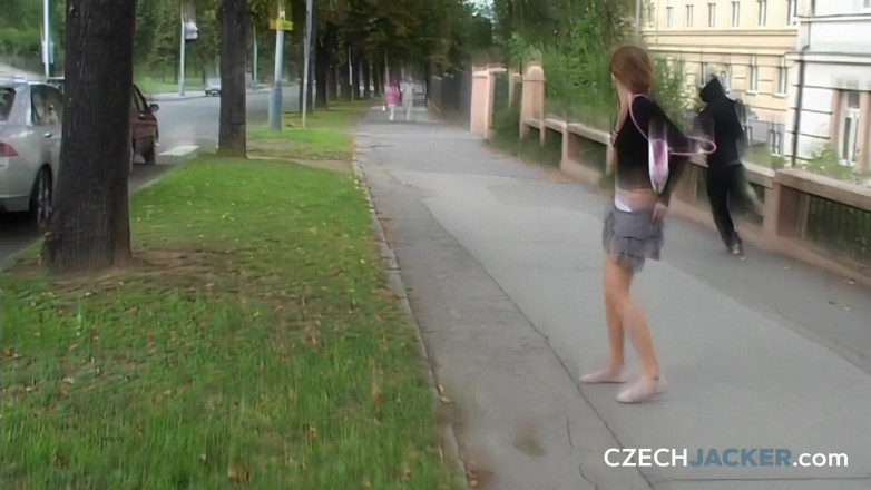 Czech Jacker: Czech Jacker 8: skirt ke bawah, keluar pantat - dia merancang setiap...