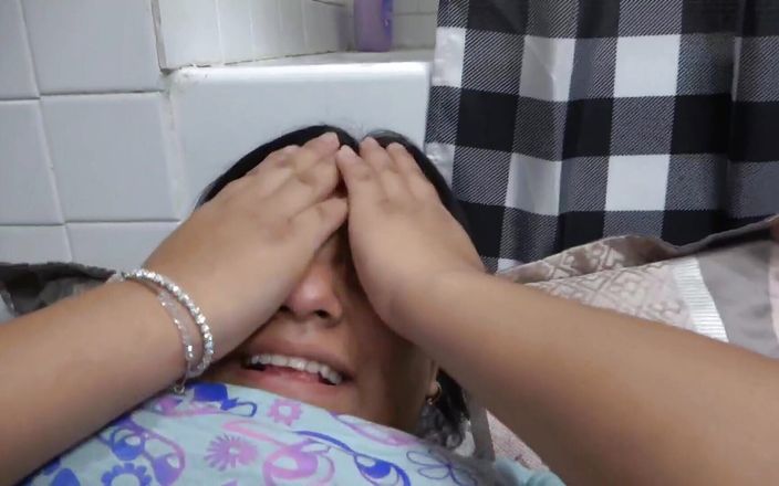 Chiquititas Lounge: Teen Girl, I fuck her in the bathroom while her...