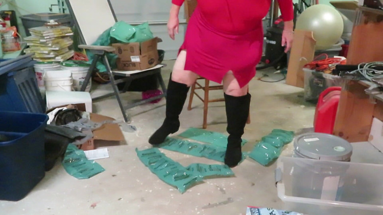 BBW nurse Vicki adventures with friends: 大きなお尻は、彼女のお尻、ストンプであなたのパッケージのためのエアパックをポップします