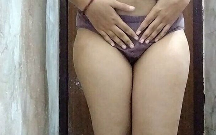 Riya Thakur: Anal Fucking Indian Desi Village Girl Hot Figure