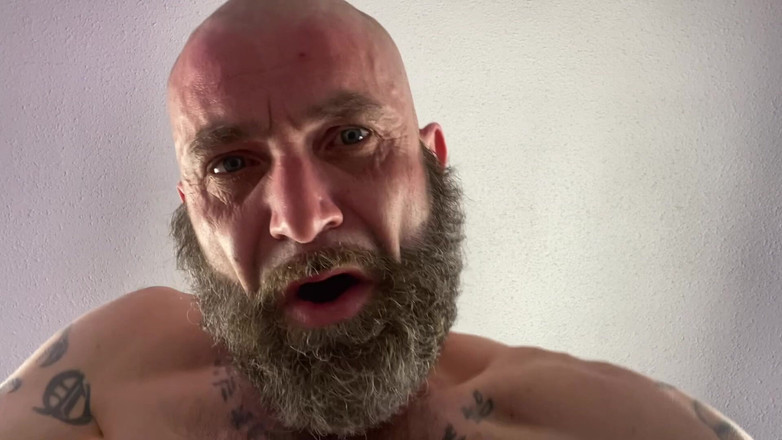 Bradley K Savage: Tati o să te lase însărcinată 2