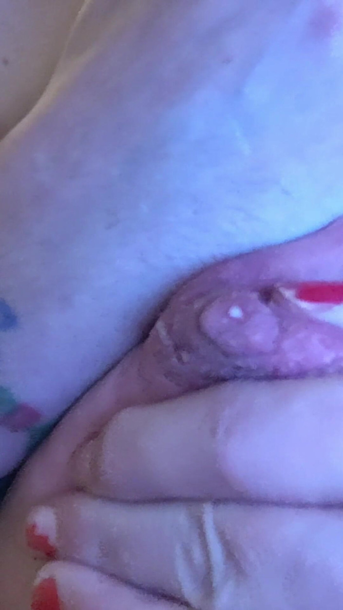 Alexia_mtf: Mateřské mléko hledá masážní přístroj