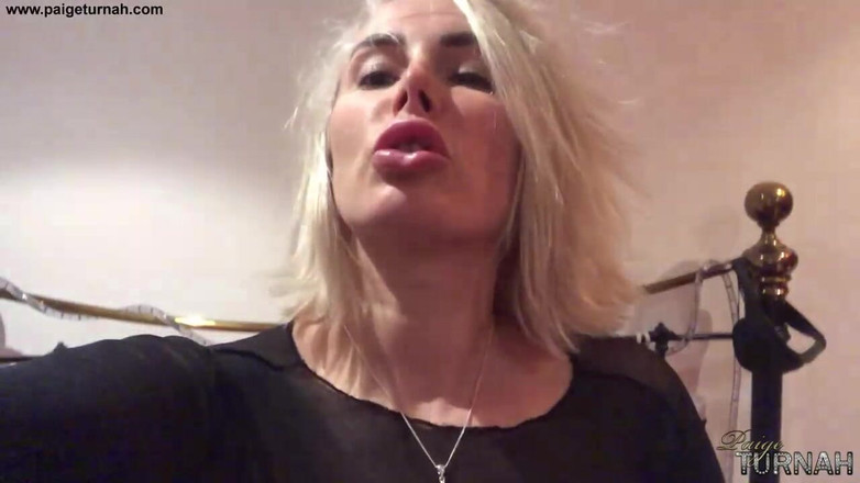 Paige Turnah: 을 빠는 걸 좋아해