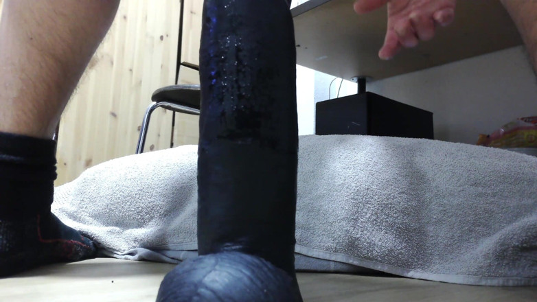Damaged Hole: Super Marvin Sdildo Fucks Me Like a Dirty Hure.mp4