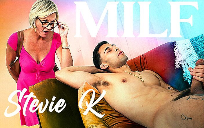 Milf AF: Stevie salyalı kiracısına bir ders veriyor