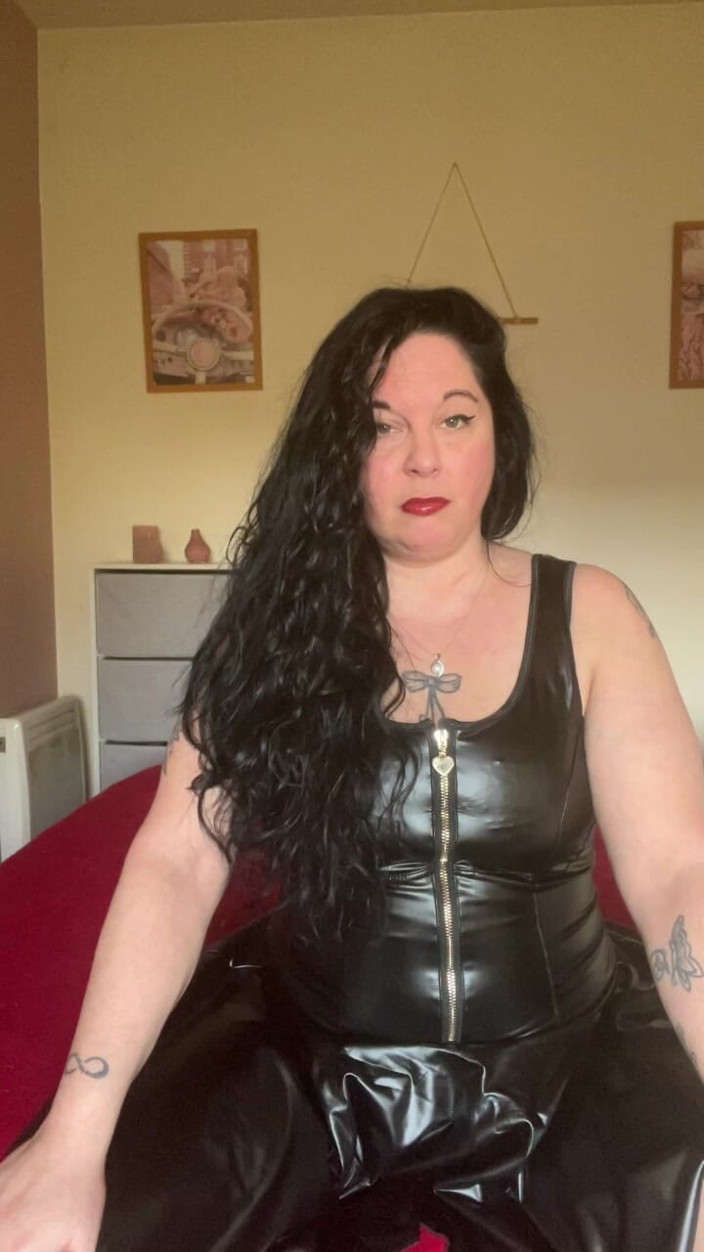 Maitresse Clara: Você nunca será bom o suficiente para mim