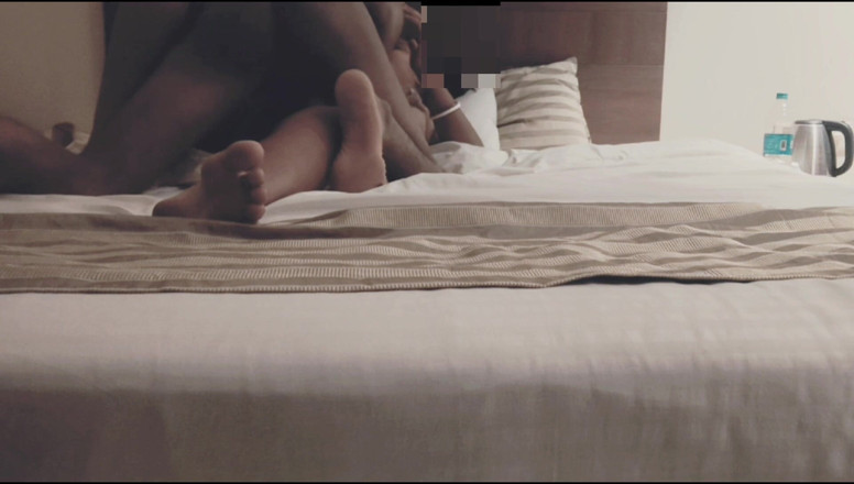Hot boudi: Mi vida es un hotel que le jake pel diya