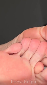 Silent Foot Worship with Lots of Toe Play in and Out of Socks