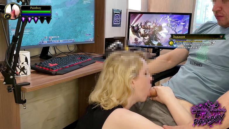 AnnyCandyPainboy: Dívka kouřila ptáka při hraní World of Warcraft