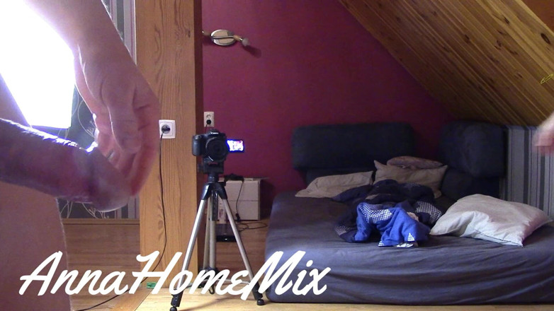 AnnaHomeMix: 操一个来参加色情照片会议的照片模特。Annahomemix