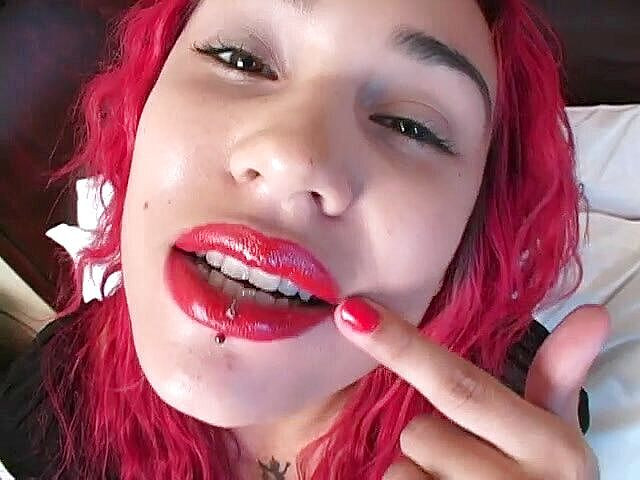 Eros JOI - Liberated Eye: Tätowierte rothaarige luxx in dessous in JOI solo