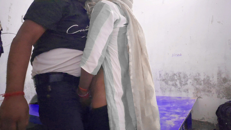 DesiBurChudai: Индийская сексуальная бхабхи дези