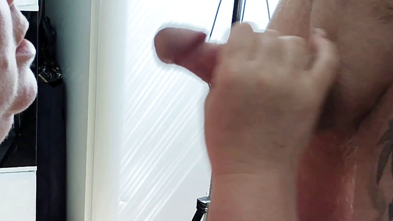 Zona901: Сперма на теле моей мачехи и в ее рту после дрочи мой пенис