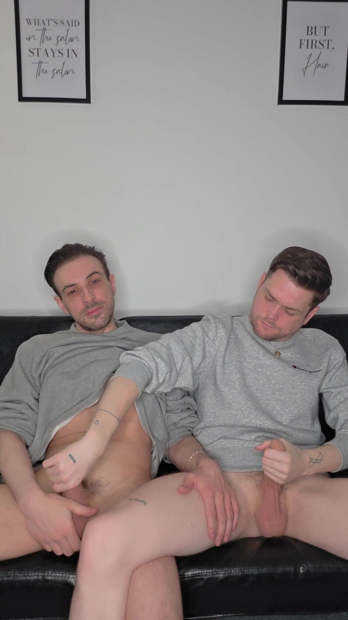 Twotwinkhusbands: Dotados Sin Cortar, Brotosh Lads Lado a Lado La Masturbación