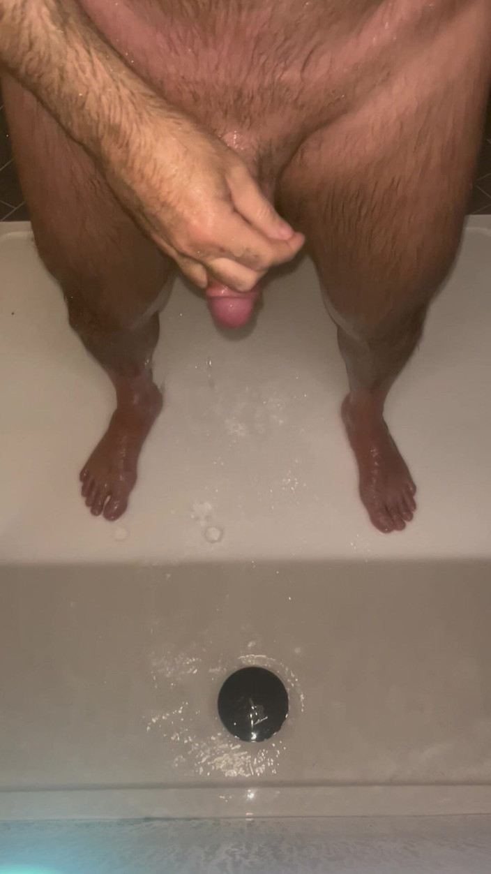 Razzle6: 샤워 중 자위