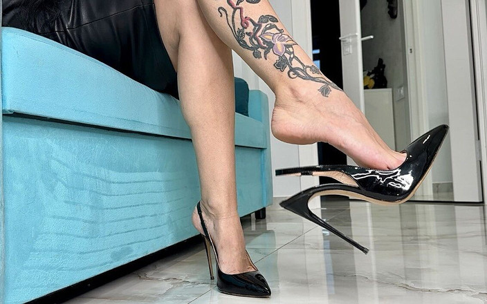 Julia domaina: ブラック クラシック スティレット ハイヒール 背中なし、12 cm ヒール オン ミー、ぶら下がっているヒール