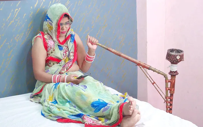 pinki_cute: Sasur Desi Bahu Affair- Daughter-in-law Fucked Last Time in Saree...