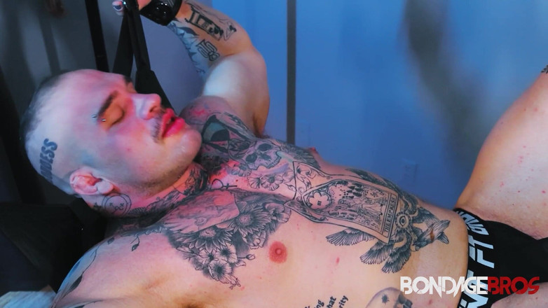 Bondage Bros: Drew &amp; Davin Hole hra