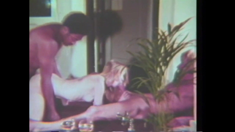 Vintage Megastore Full hd: 크리스탈 돈: 더 슬럿 반란