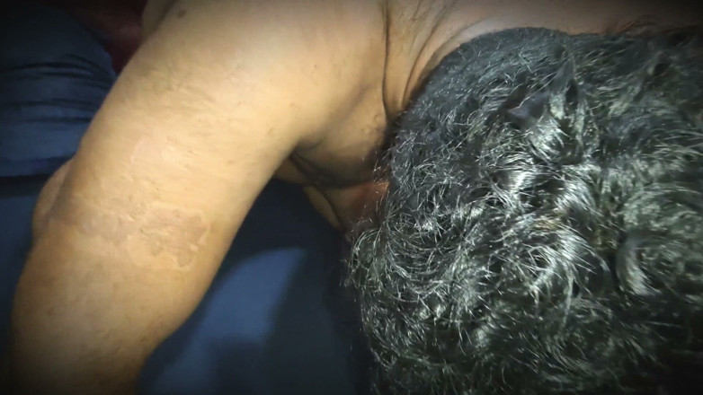 Kamasutra216789: Menjilat permainan seksual oleh Jackson dengan sirap coklat ke atas...