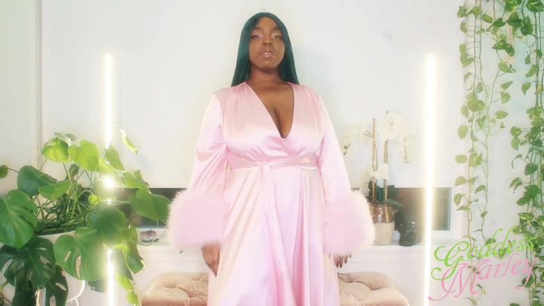 Goddess Marley: Ödeme Seni Tahrik Ediyor
