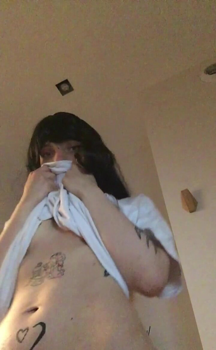 Soft Vulgar: Mi sono portato via mentre provavo la mia nuova parrucca...