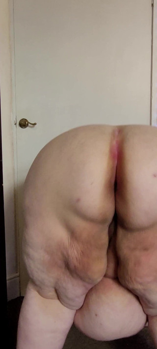 SSBBWLadyBrads: Arsch klatschen mit diesem fetten hintern