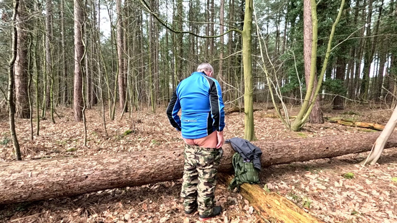 Andy: Promenade sexuelle en bois rond