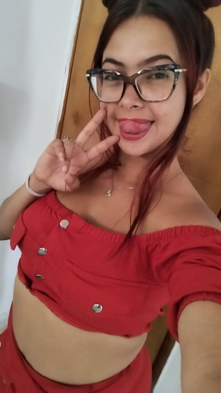 Colombianas amateur: Chic Ac zrzavé vlasy chce být ošukána