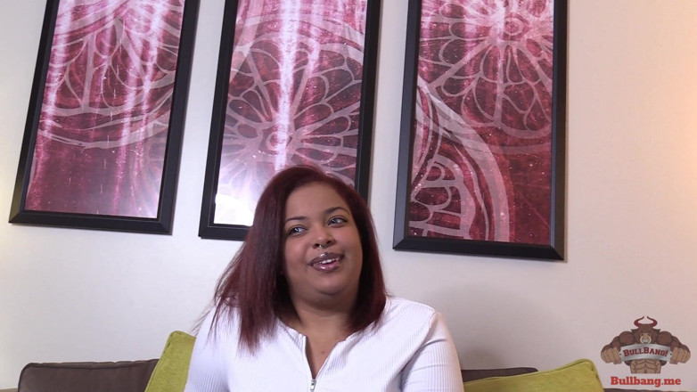 Bull Bang Gang Official: Ebony Babe Gets 1st Creampie From White Guy in Gang Bang