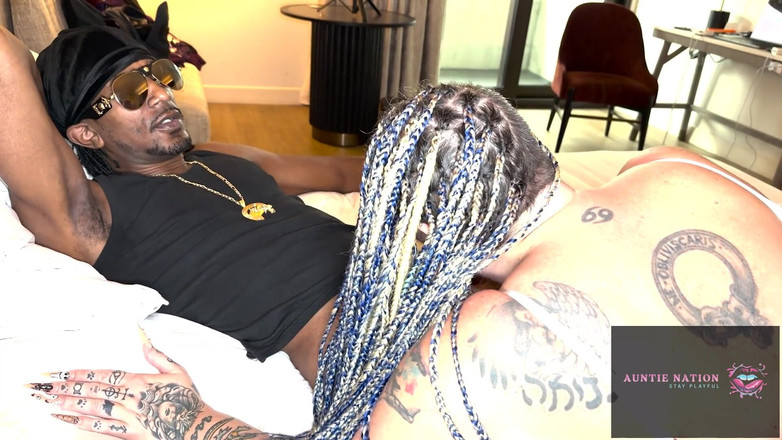 Auntie Nation: Mannen som kallades svart Kristus droppade i ära