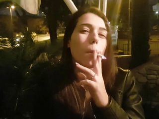 Smokin Fetish: Smoking and foot fetish in outdoor with cute teen