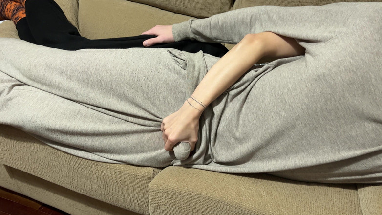 Jim Northon: Tight handjob från tonårs styvsyster, 7 dagars belastning