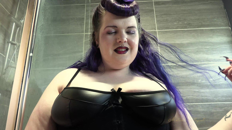 Mxtress Valleycat: 爪と煙に苦しめられて