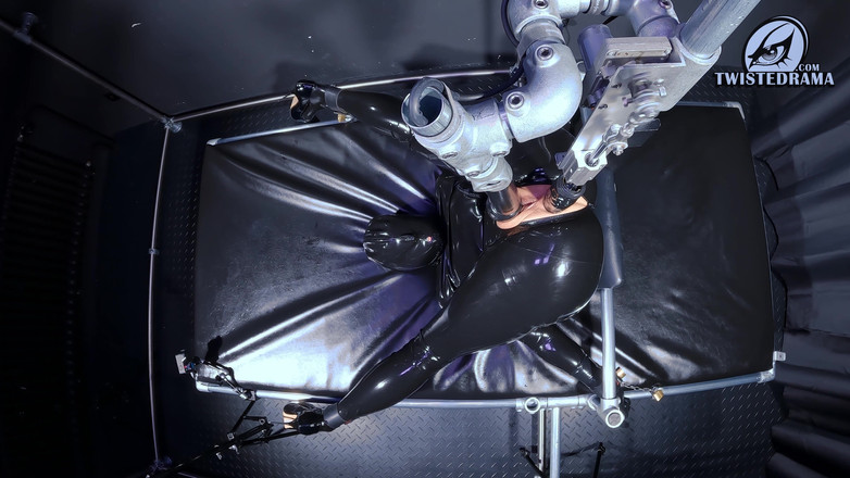 Twistedrama: Anální masturbace