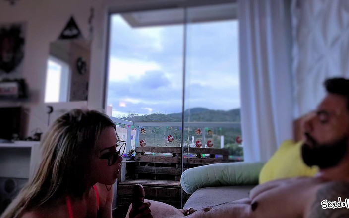 Sexdoll520: Przyrodnia siostra dokucza i dużo ssie, lubi jeździć kutasem z...