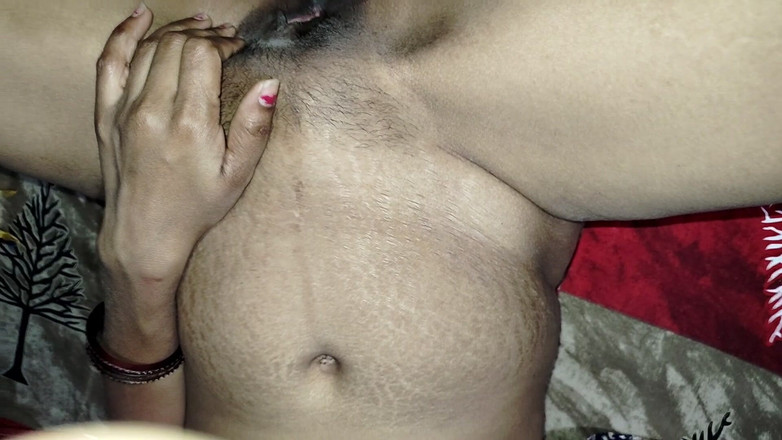 Varma gi: Ama de casa Ko Khoob chudai Kiya