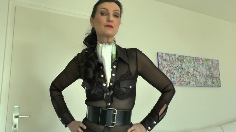 Lady Victoria Valente: จัดแต่งทรงผ้าพันคอซาตินสไตล์ Ascot - ตอน 1