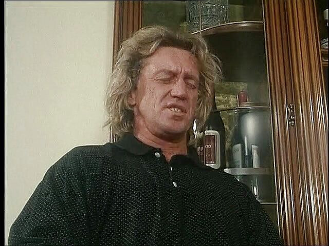 Xtime Network: उसकी बालों वाली गांड सख्त लंड के लिए तैयार है