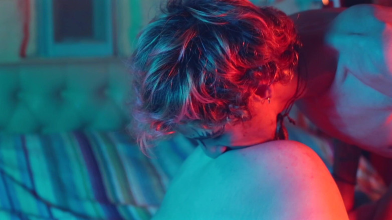 Quente club: 私に宿る影