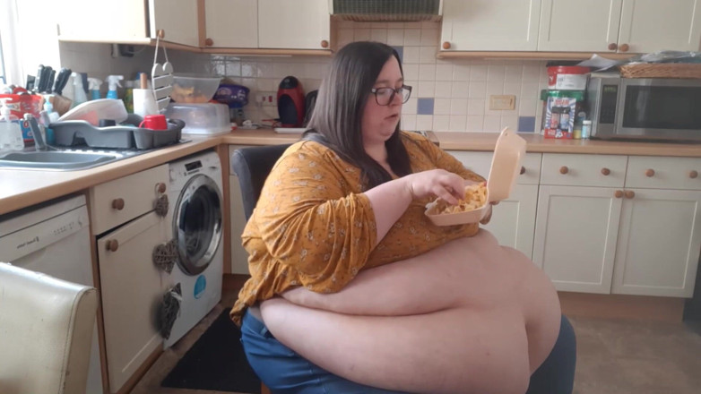 SSBBWLadyBrads: Ssbbw vs godzilla burger eating