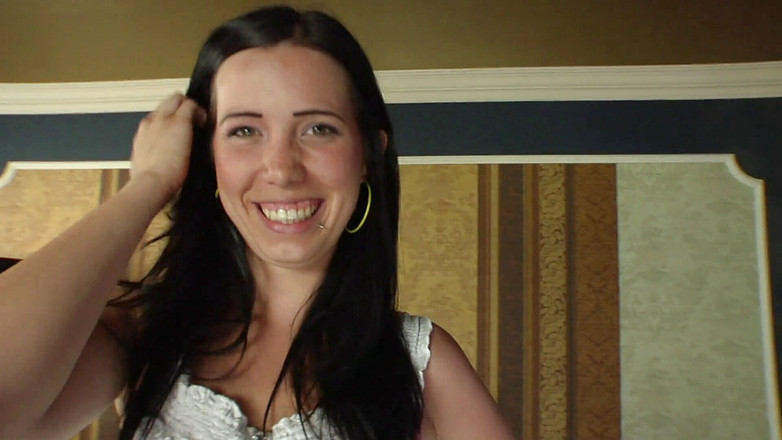 Lucky Cooch: Lång penetrerad våt låda av Lustfull tonåring fitta fitta ser...