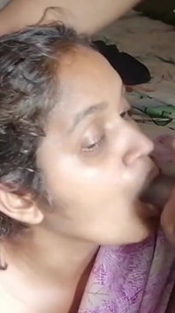 I Showed House Maid a Sex Video and Her Pussy Was Wet3