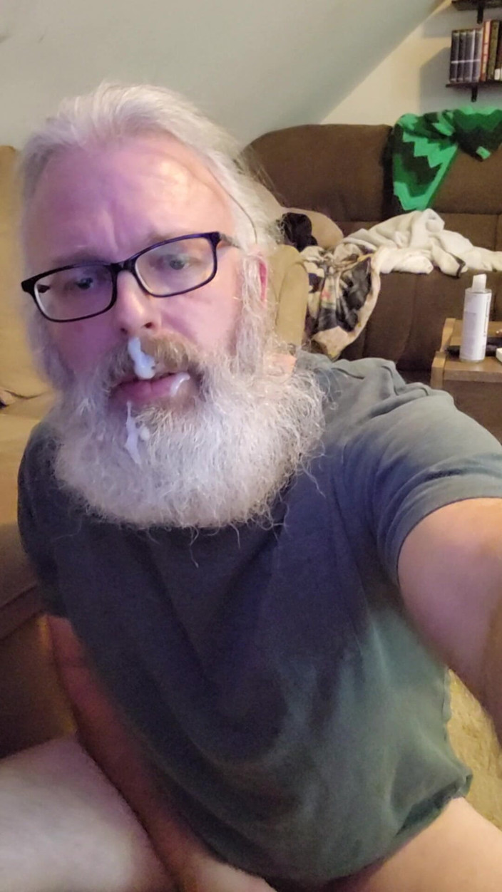 HardSteele97: Self Cum on My Mouth Facial
