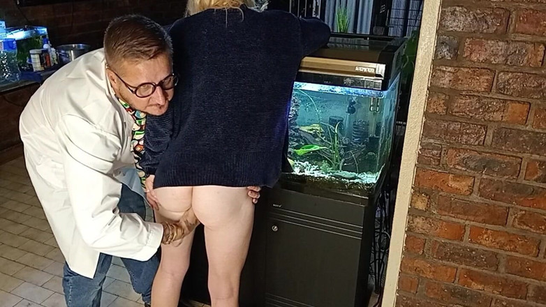 Bigjoefuckalott: Finger Fucking My Petite Blonde Girlfriemd