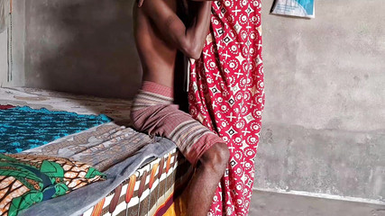 Desigol99: Mijn vrouw schudde me door haar lul in mijn kont...