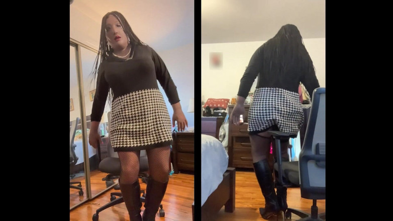 Deanna Doll: Чорна красуня Дана в сукні-светрі дрочить її пизду